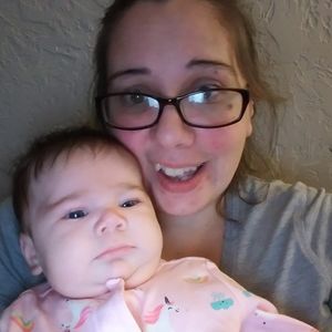 Meet your Posher, Jenelle